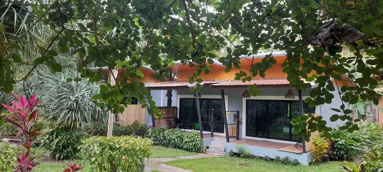 Ingtara At Lanta Resort Koh Lanta